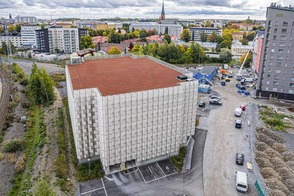 Ruissalontie 13 Asukaspysäköinti