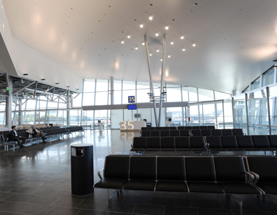Helsinki-Vantaan lentoaseman ulkomaanterminaalin laajennus