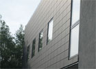 KINGSPAN :in eristetyt rakennuselementtijärjestelmät katto-, seinä- ja julkisivuratkaisuihin.