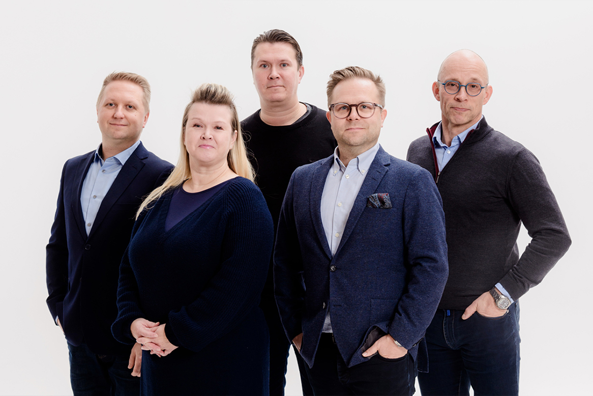 Esa Kukkonen auttaa hoivakoteja löytämään toimivat ja turvalliset sänkyratkaisut