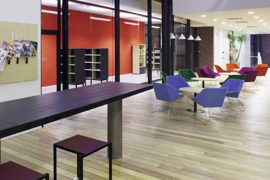 Haapaveden Puukaluste Oy on Suomen tunnetuimpia erikoiskalusteiden valmistajia