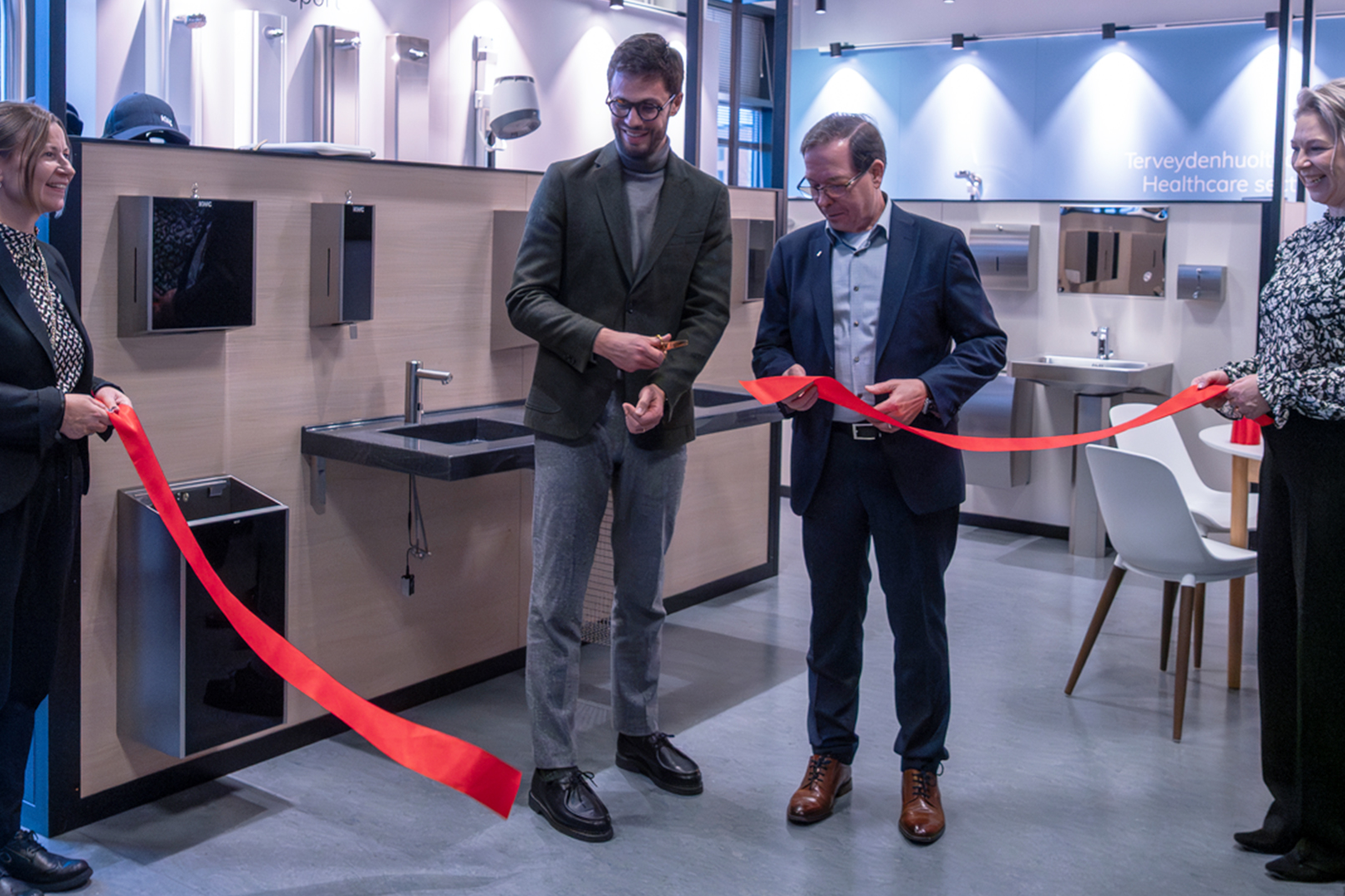 KWC Northern Europen uusi näyttelytila Vantaalla on avattu!