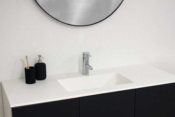 Otsoson erikoismittaiset kylpyhuonealtaat