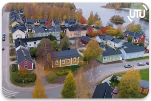 Oulun Kolmen Fröökynän talossa sähkökalusteet ovat osa tyylikokonaisuutta