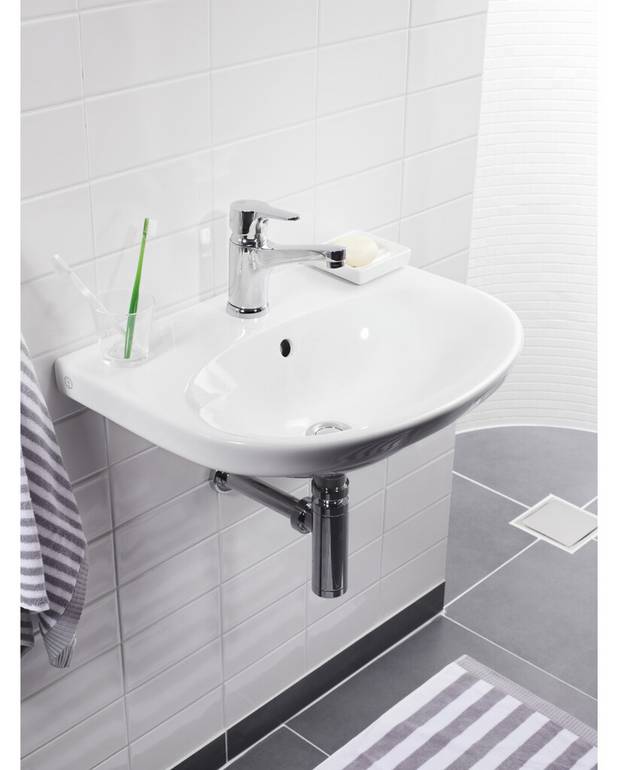 Pesuallas (>50cm leveä)