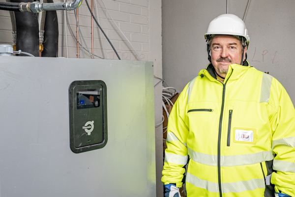 Tehokas hybridijärjestelmä kerrostaloon Pasilassa