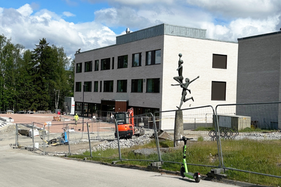 Uusi koulu, uusi tyyli – Fibo antavat ilmettä Lørenskogin lukiolle